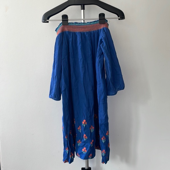 Global Desi off shoulder flowy dress - Picture 1 of 1